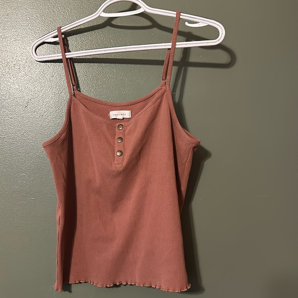 Tank top with adjustable straps
